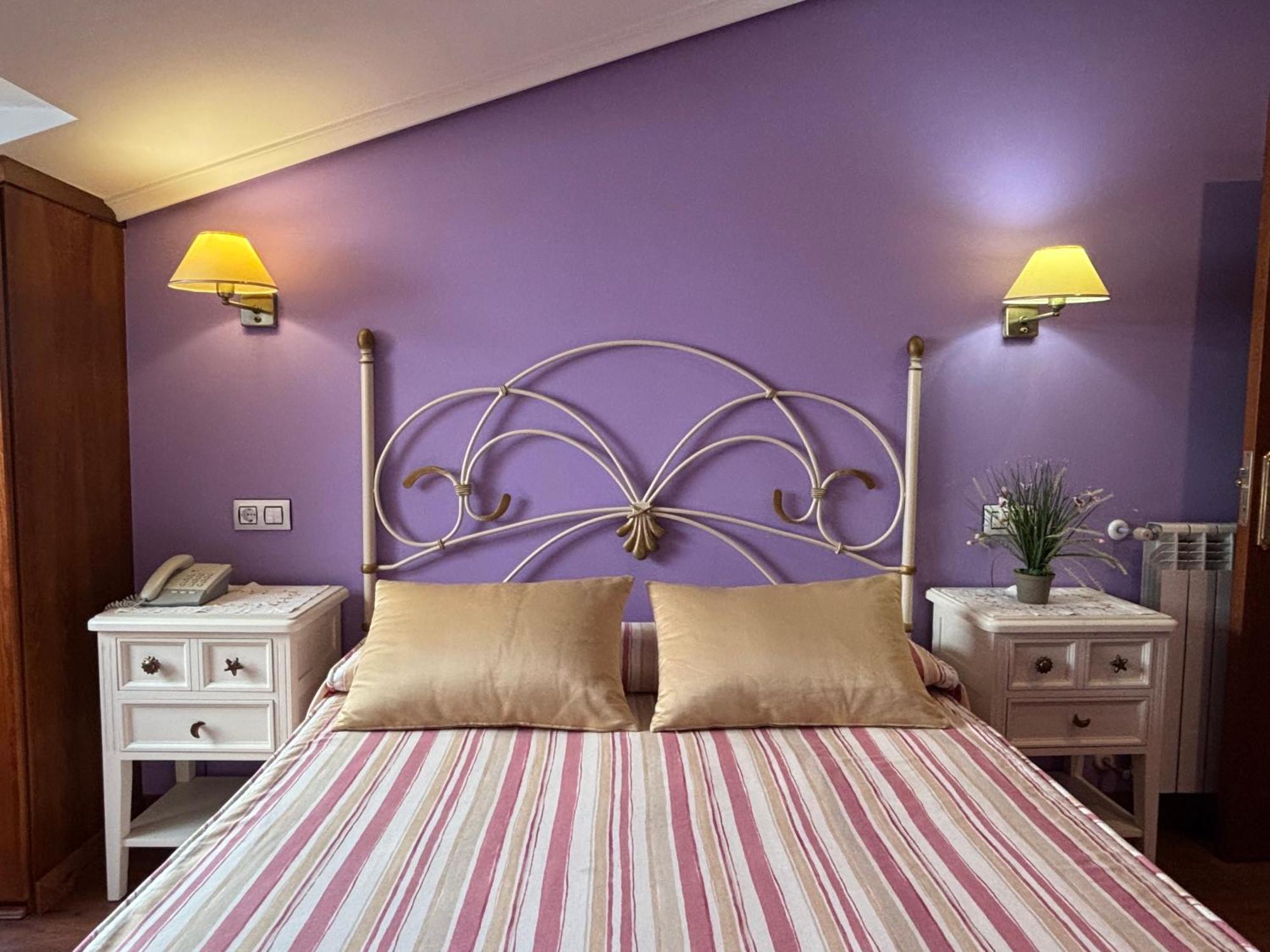 Hotel Casona Los Caballeros Сантільяна-дель-Мар Екстер'єр фото