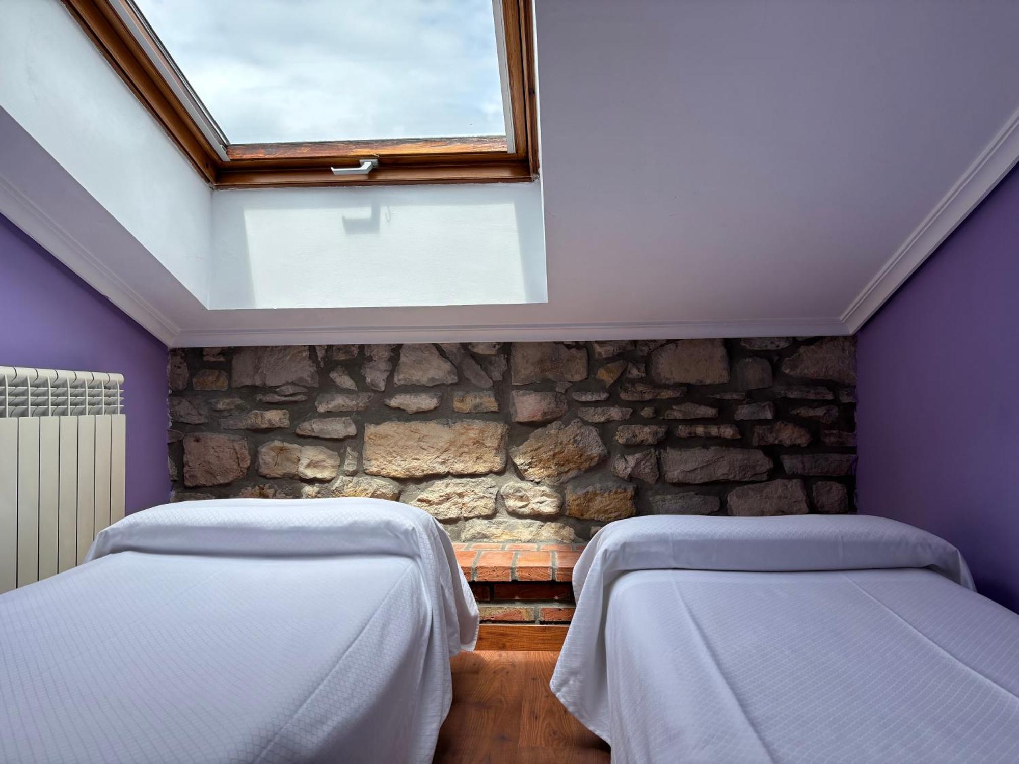 Hotel Casona Los Caballeros Сантільяна-дель-Мар Екстер'єр фото